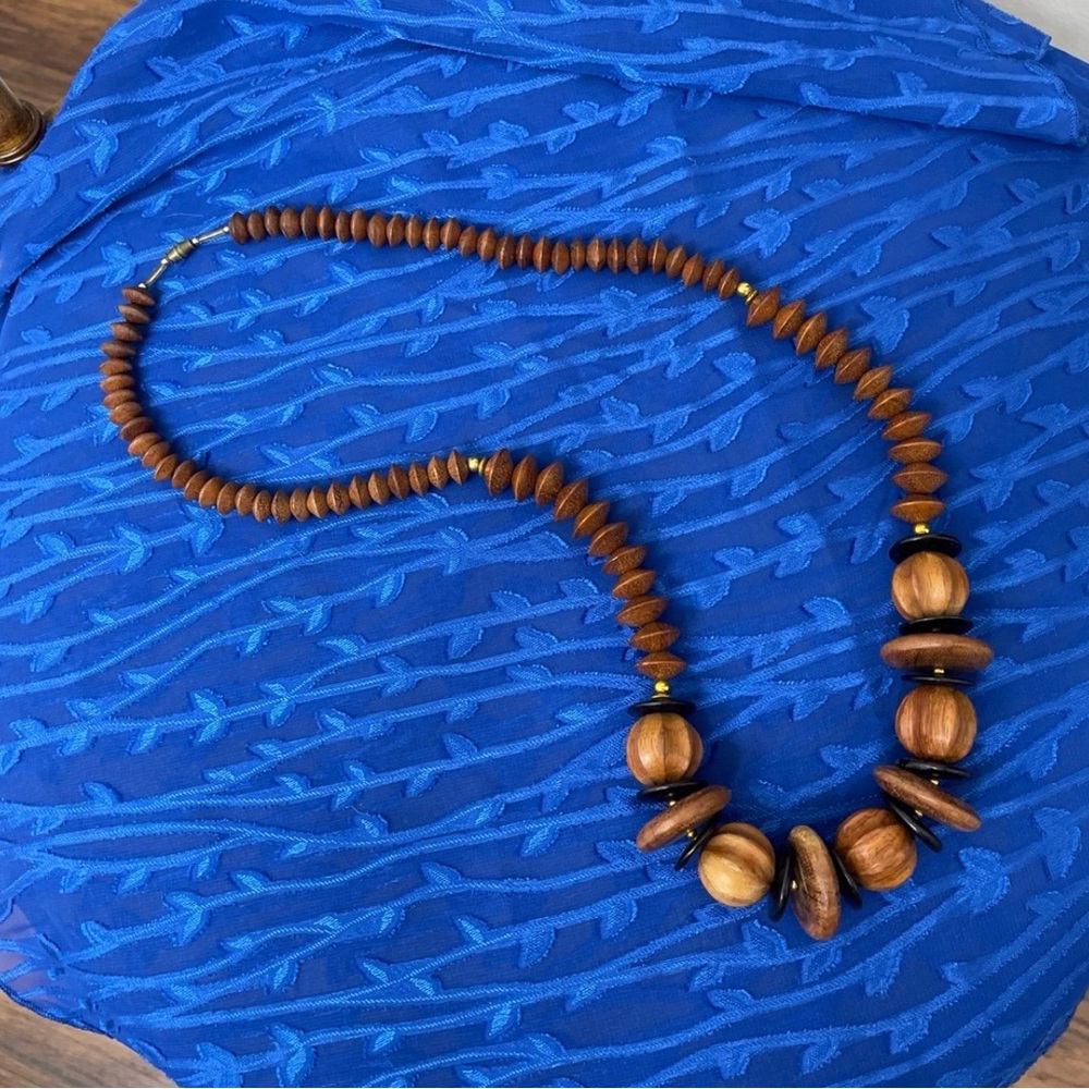 Necklace (Wooden Beads/EUC) - Picture 1 of 3